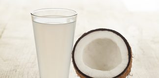 4 Strategies to Get Electrolytes After a Train