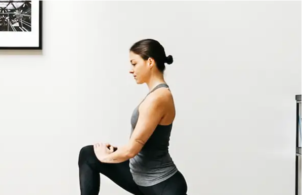 Finest Hip Flexor Stretches and Strengthening Strikes