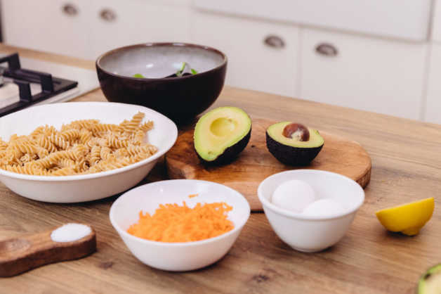 weight-gain-meal-plan-pasta-ingredients