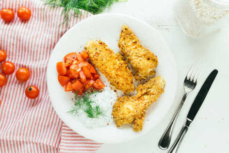 crusted chicken with lemon yogurt sauce 